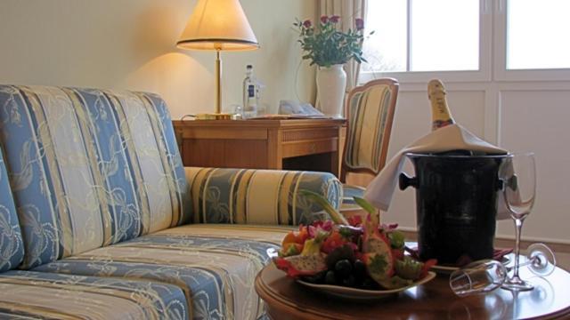 Strandhotel Deichgraf 格拉尔-米里茨 外观 照片