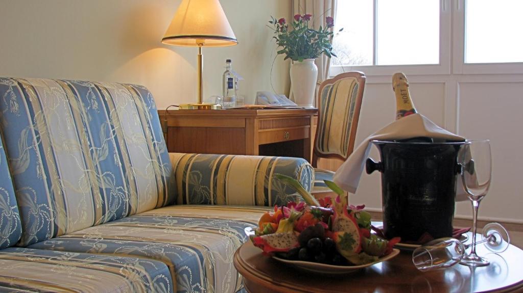Strandhotel Deichgraf 格拉尔-米里茨 客房 照片